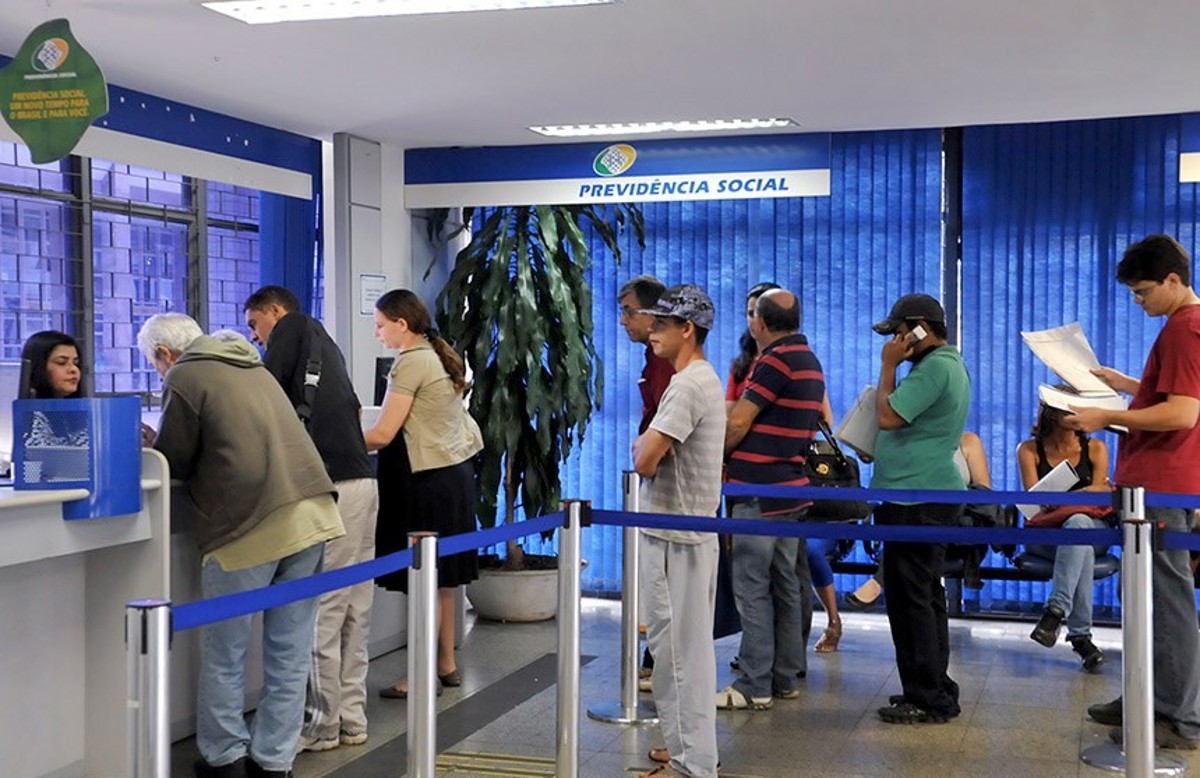 Governo edita MP que amplia ação contra filas de benefícios do INSS