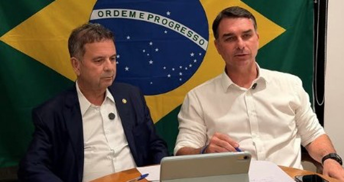 Flávio apoia 47 candidatos de nove partidos ao Senado; veja a lista