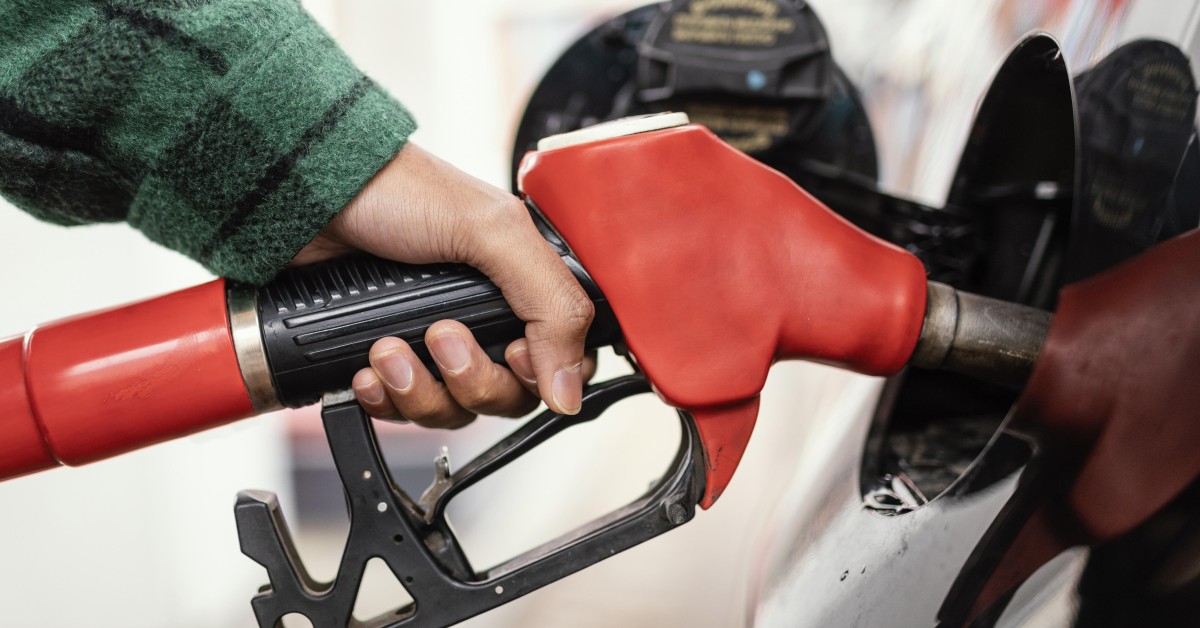 Projeto quer dar autonomia para Estados oferecerem gasolina sem etanol