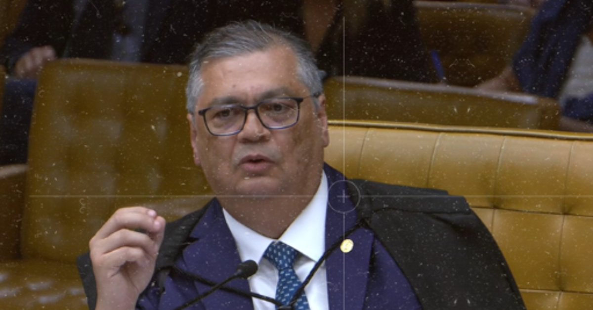 Dino ao citar Lava Jato: "não é possível que não haja aprendizado"