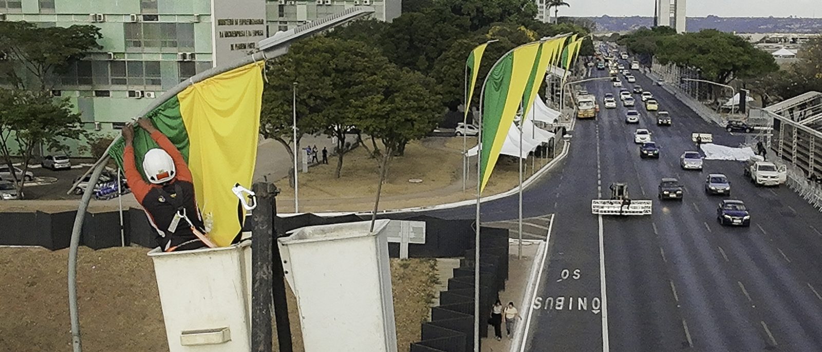 Desfile de 7 de Setembro em Brasília começa a?