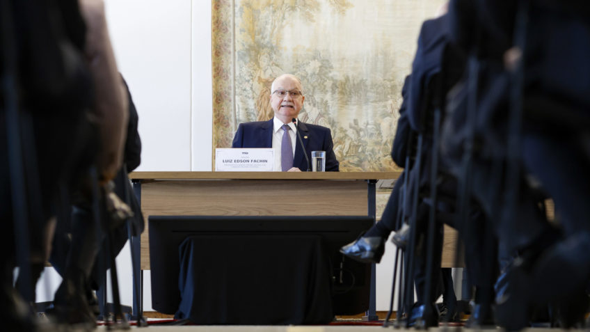 Fachin defende reforma no Judiciário e quer proposta até novembro