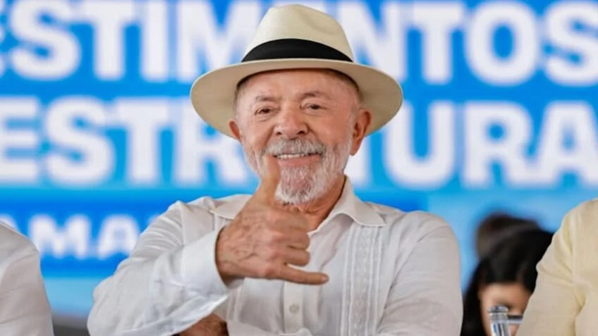 Mendonça manda remover posts que associam Lula ao PCC e a Vorcaro