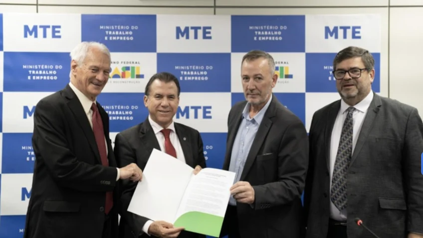 Luiz Marinho recebe proposta que regulamenta trabalho aos feriados