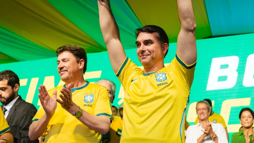 Flávio volta a falar em união depois de atrito público com Michelle
