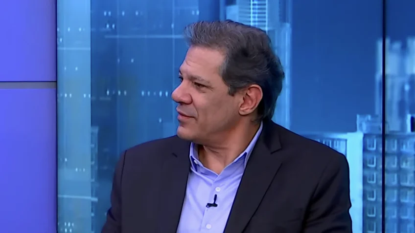 Haddad diz lamentar ausência do PSDB nas disputa por governo de SP