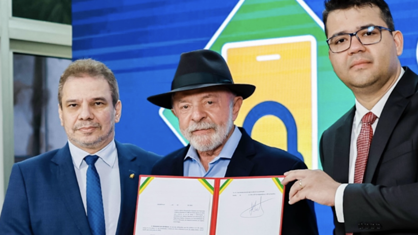 Lula pede atenção com “piruetas na bicicleta?