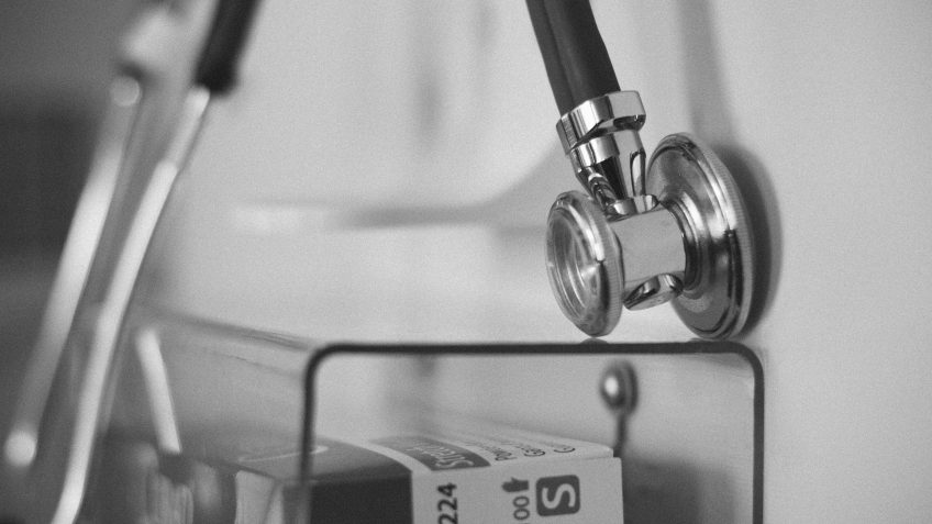 Queda nas mortes por meningite desacelera e ameaça meta da OMS