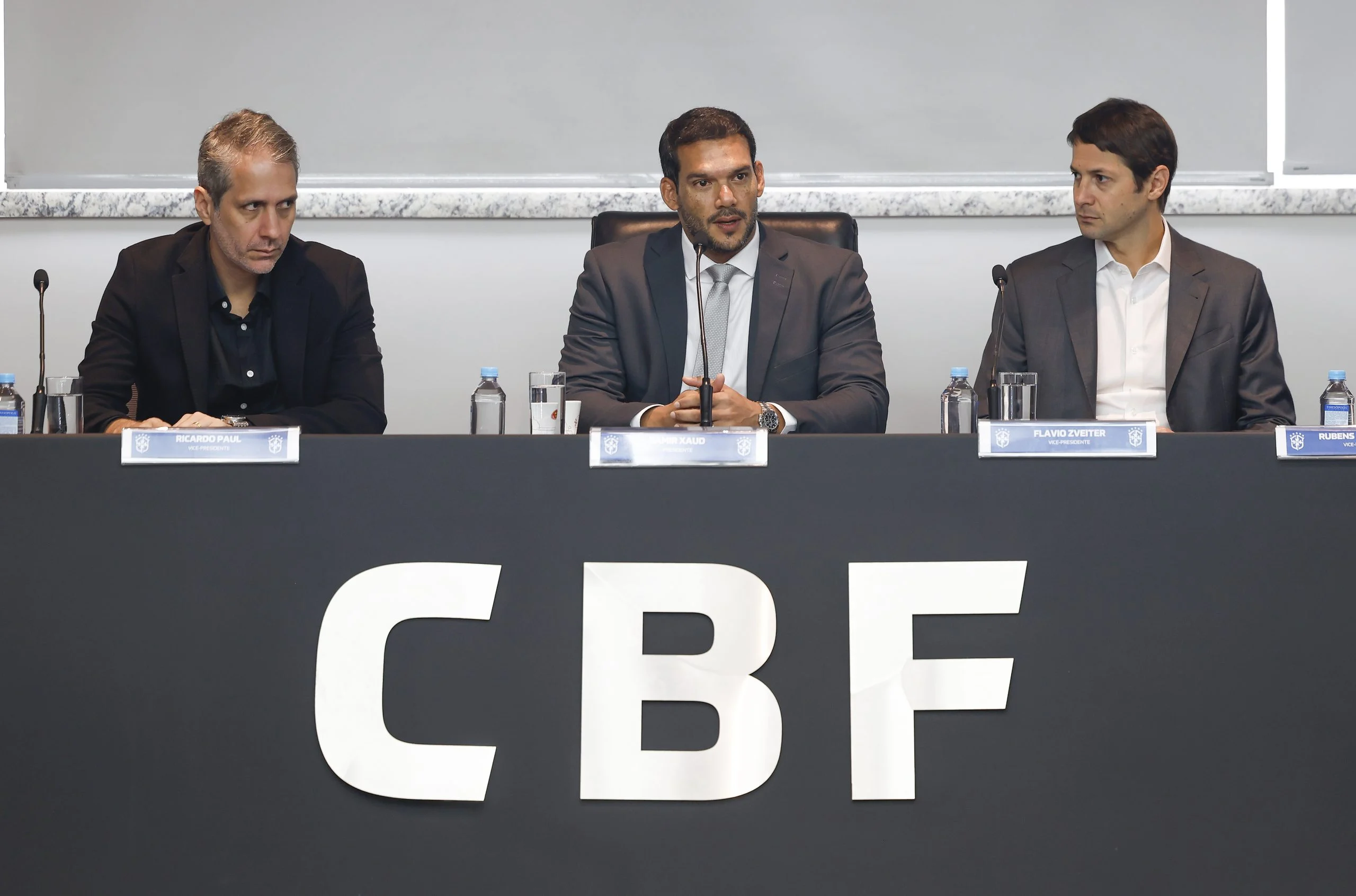 CBF investe em mudanças para fortalecer futebol brasileiro