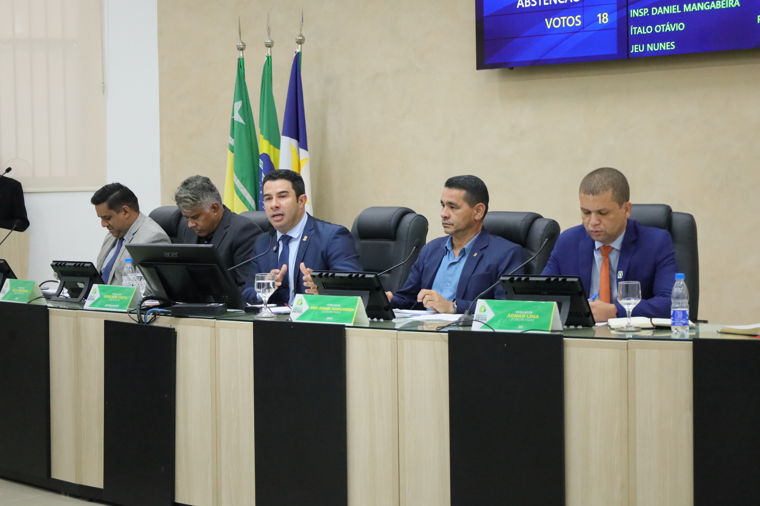 Câmara promulga lei que reserva 10% de programas habitacionais para famílias de PcD intelectual e TEA