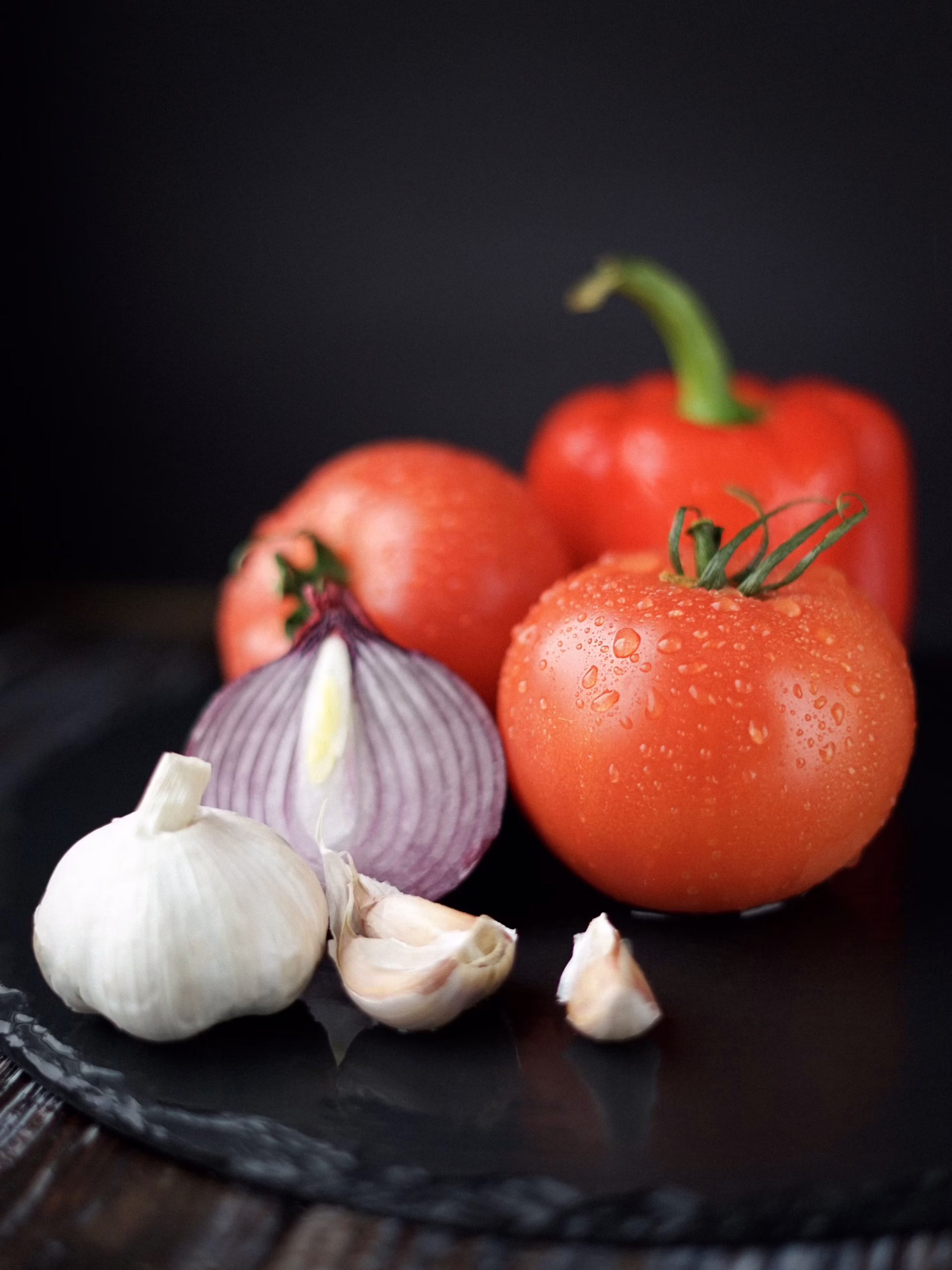 Refogado com azeite, alho, cebola e tomate pode ajudar no controle da diabetes, apontam pesquisas