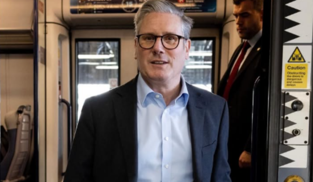 Starmer renuncia ao cargo de primeiro