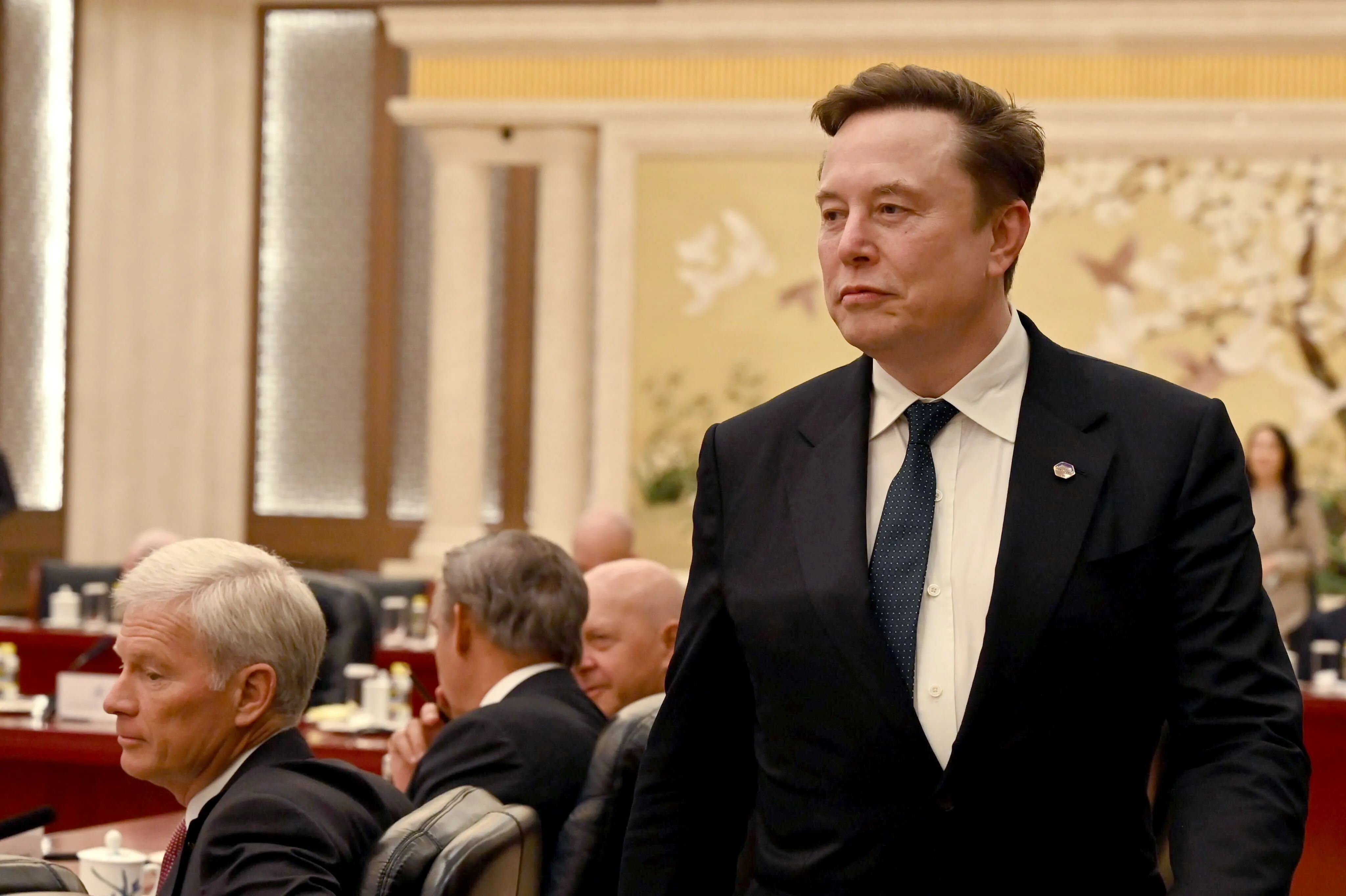 O que há de curioso da vida pessoal de Elon Musk exposto em novo filme