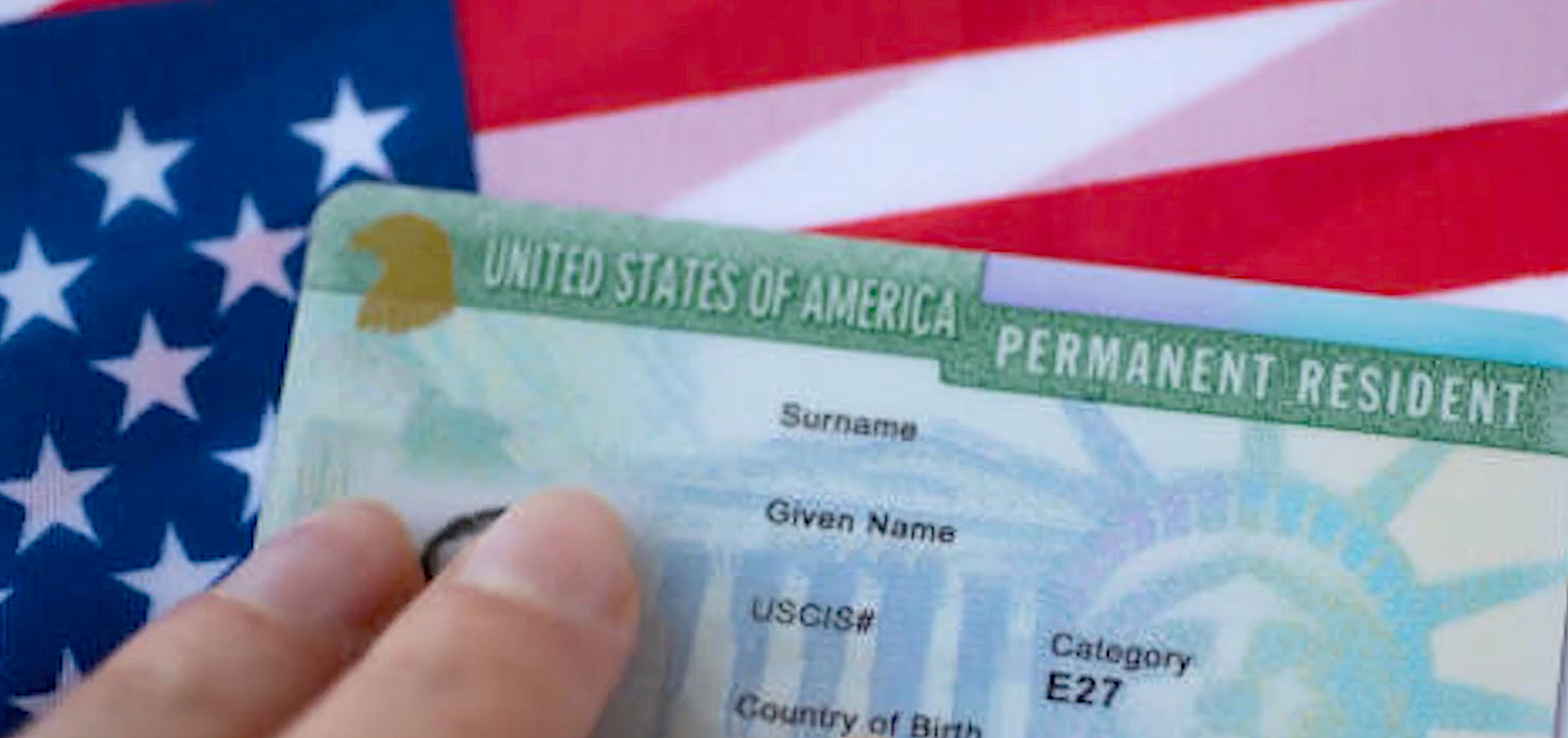Nova regra amplia análise de benefícios públicos em pedidos de green card