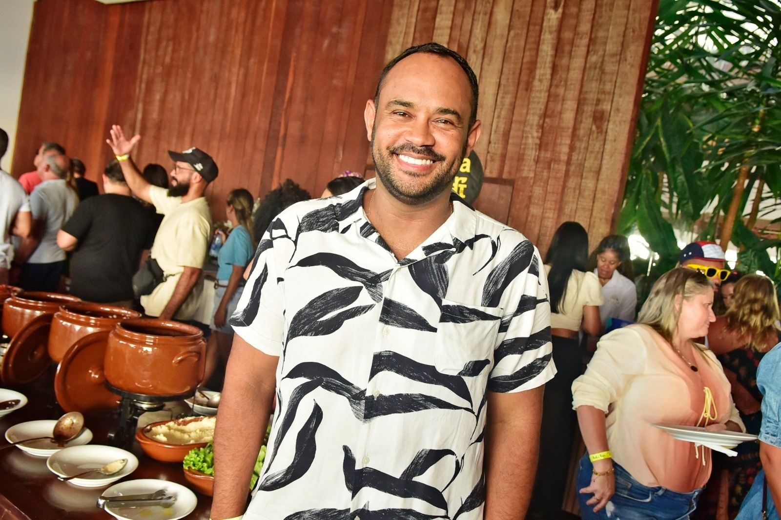 Vanderson Nascimento celebra aniversário nesta sexta