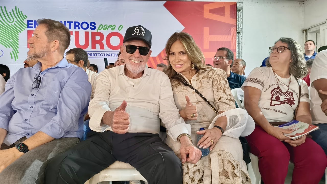‘Ex-bolsonarista’, prefeito declara apoio a grupo petista em evento no Oeste baiano