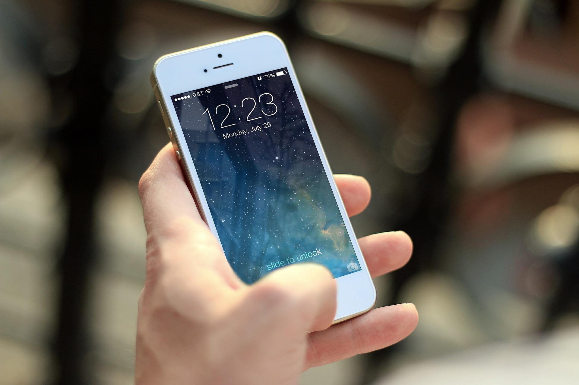 iOS 27 estreia com melhor desempenho e Siri com IA; veja iPhones compatíveis