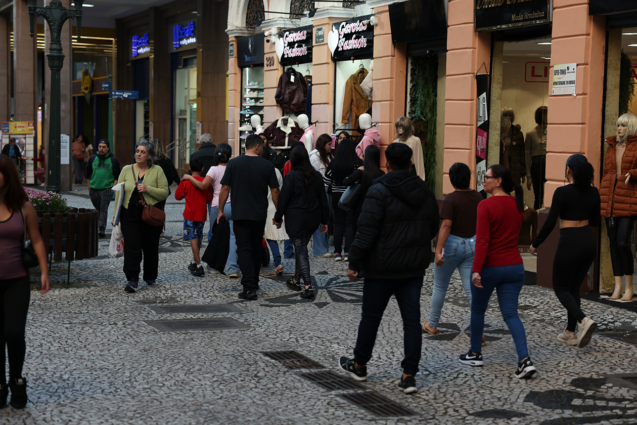 Economia do Paraná cresce em todos os setores, aponta IBGE