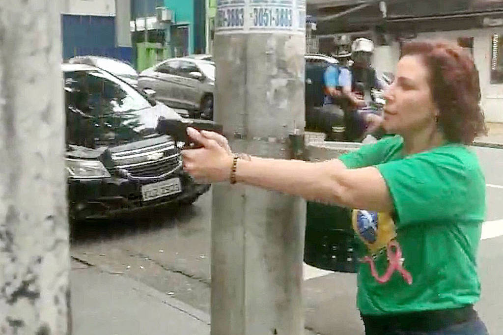Extradição de Zambelli depende de análise sobre parcialidade e prisão no Brasil
