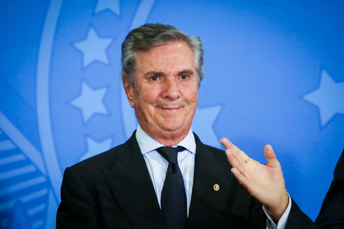 Em prisão domiciliar e inelegível, Collor fica fora da eleição de Alagoas sem deixar sucessor