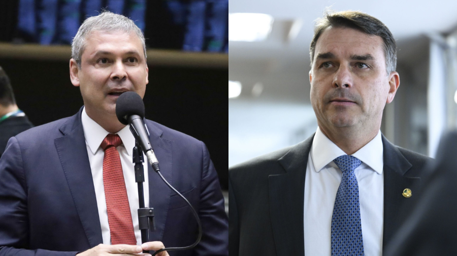 Deputados acionam PF para apurar nova reunião entre Flávio Bolsonaro e Daniel Vorcaro