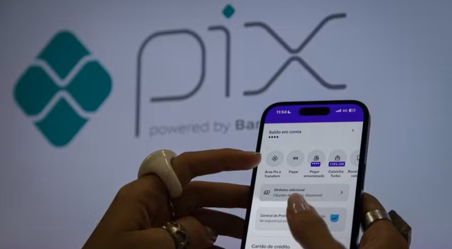 Pix cresce 20%, bate novo recorde e domina os pagamentos digitais