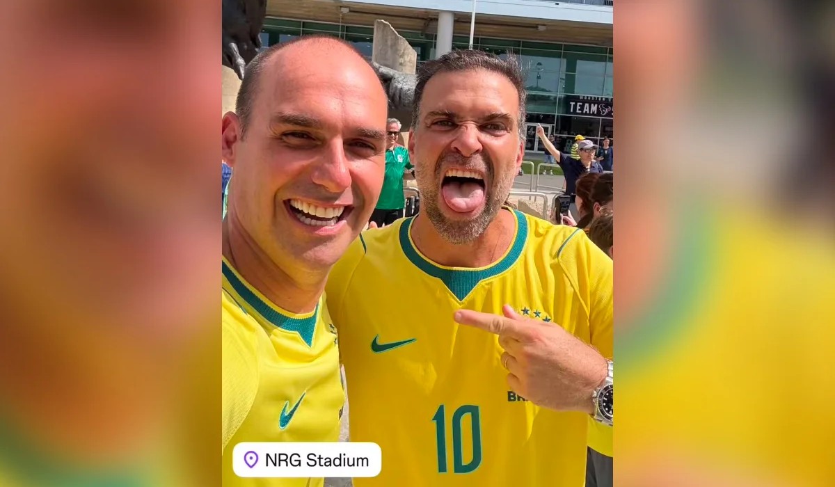 Foragido e condenado pelo STF, Eduardo Bolsonaro vai a jogo do Brasil