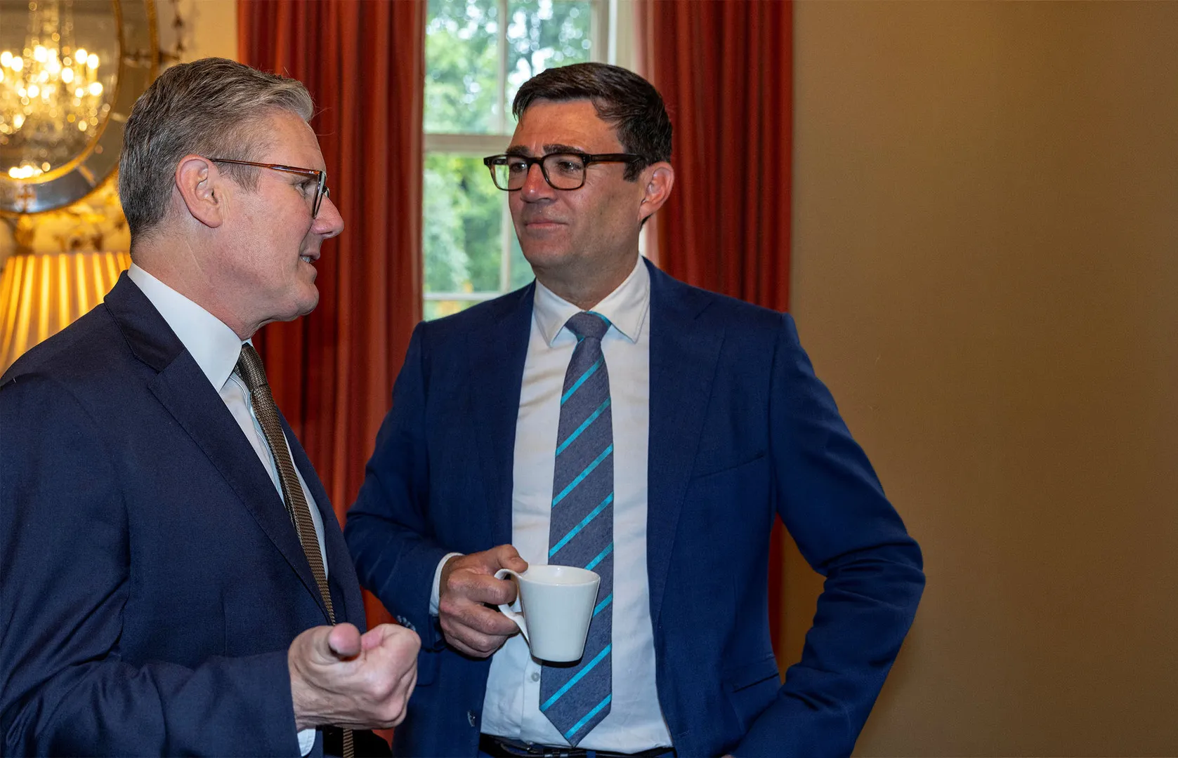 Por que Andy Burnham, favorito para novo premiê do Reino Unido, é ainda pior que Starmer