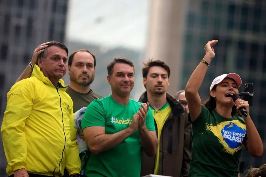 Estadão detona “natureza degenerada?