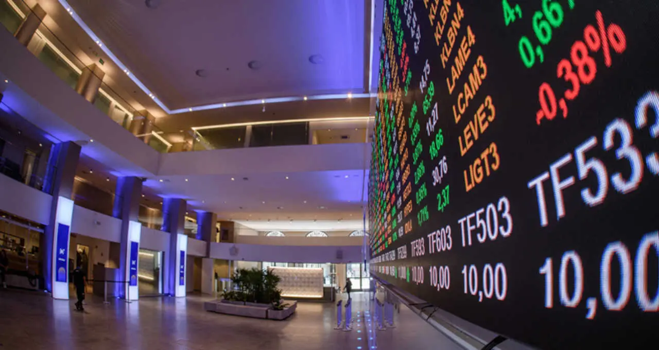 Bolsa tem maior alta em três meses após inflação surpreender o mercado