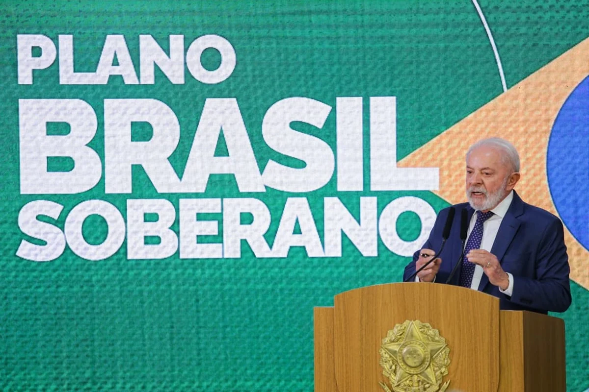 Governo Lula dará R$ 18,5 bilhões a empresas afetadas por tarifaço