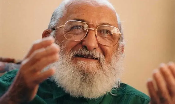 A ignorância de Ernesto Paglia sobre Paulo Freire no Roda Viva é um retrato da mídia