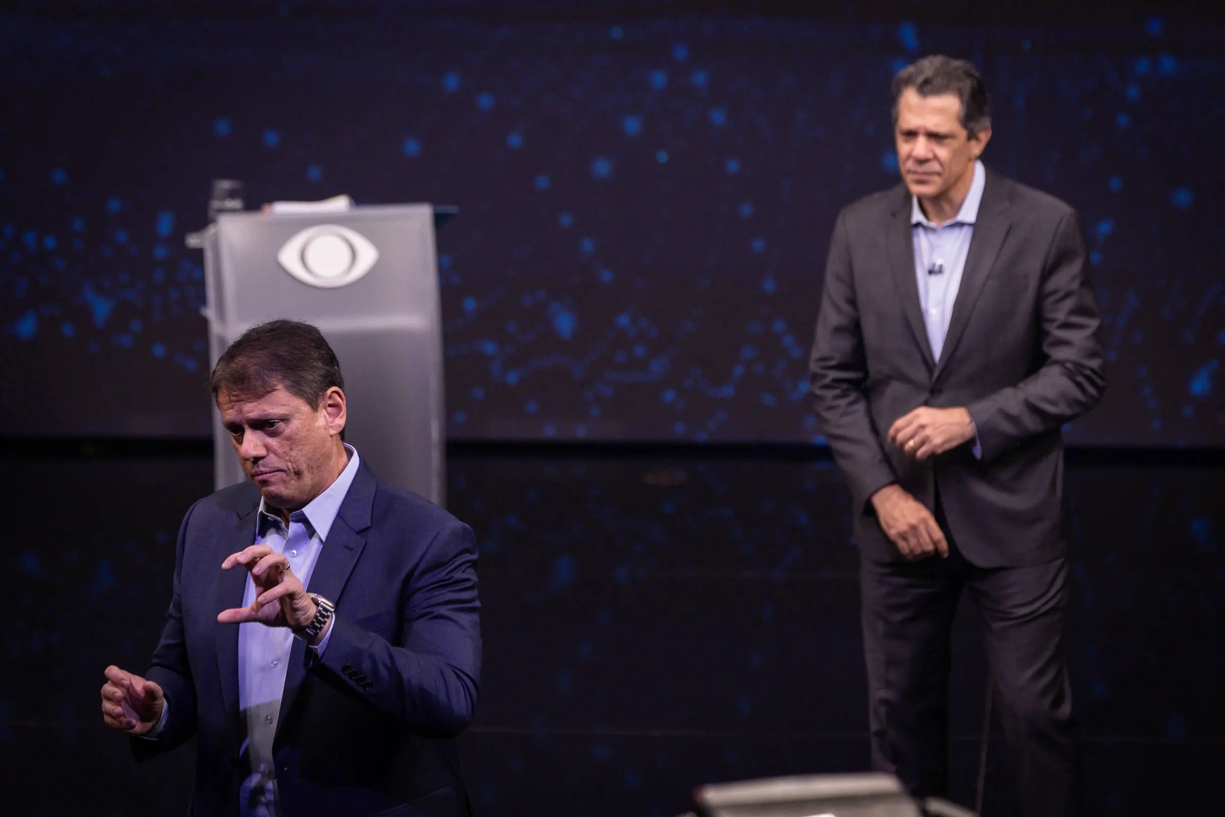 Tarcísio tem 45% e Haddad, 27% na disputa pelo Governo de SP, diz Datafolha