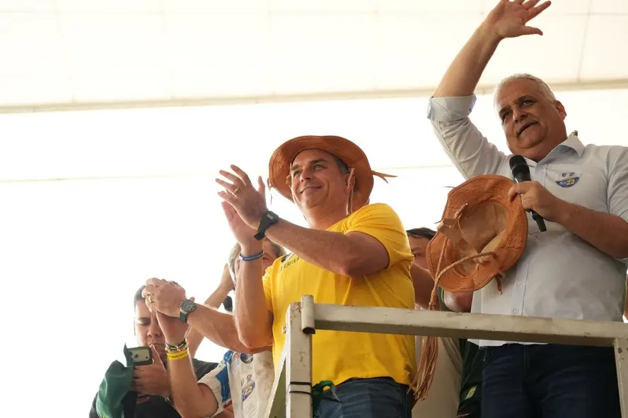 Descartado por aliados, Flávio Bolsonaro fica quase sem palanques no Nordeste