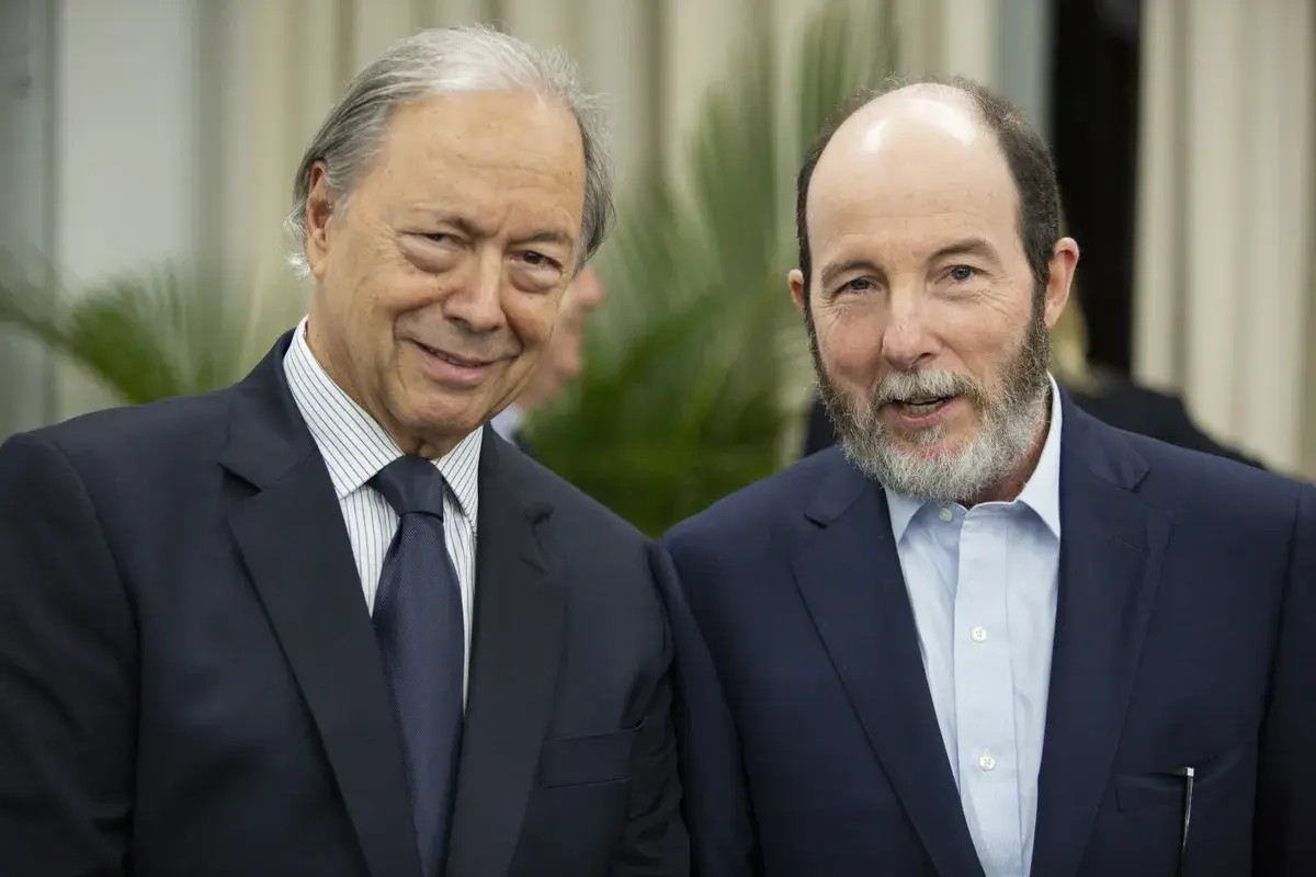 Saudade de um país quebrado: tabloide neoliberal não se cansa de louvar Malan e Armínio