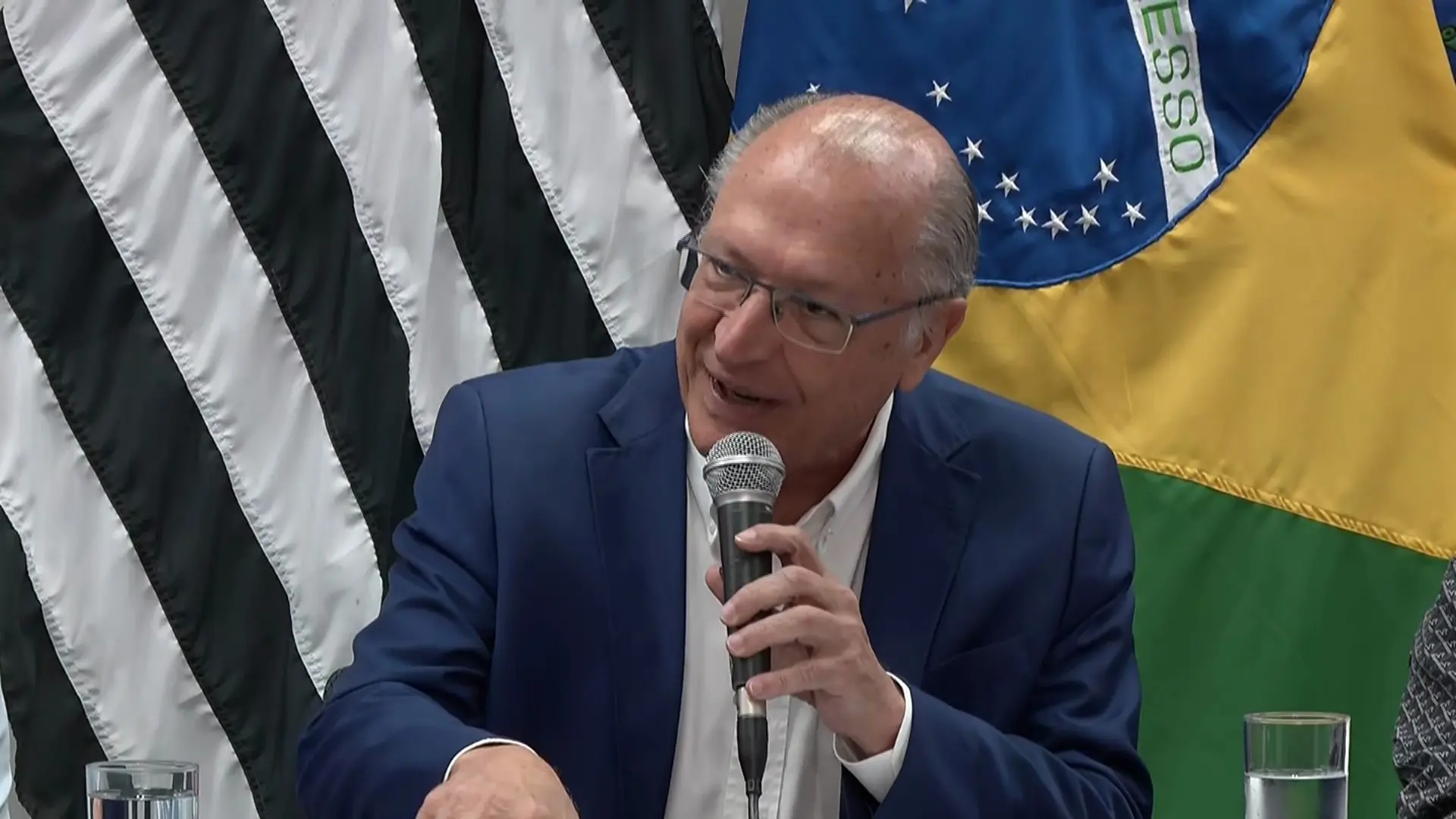 ‘Nada deve ser vitalício’: Alckmin defende código de ética e mandatos para ministros do STF