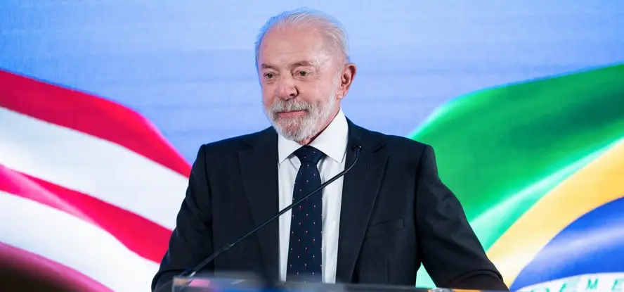 Lula se diz otimista sobre eleição em conversa com ministro do STF