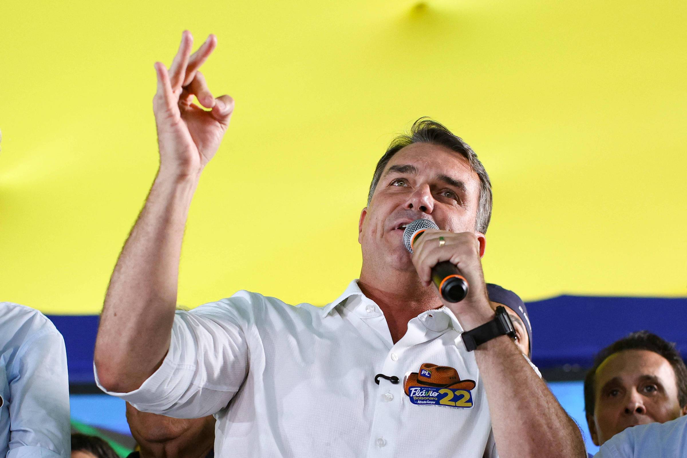 Sakamoto: Voto ‘dupla face’ sobre fim da 6×1 torna Flávio cabo eleitoral de Lula