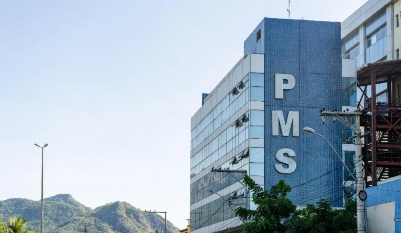 Serra abre seleção para médicos de 13 especialidades; veja quais