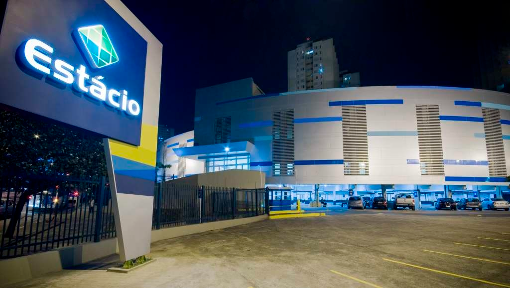 Yduqs e Afya assinam fusão e criam gigante do ensino superior privado