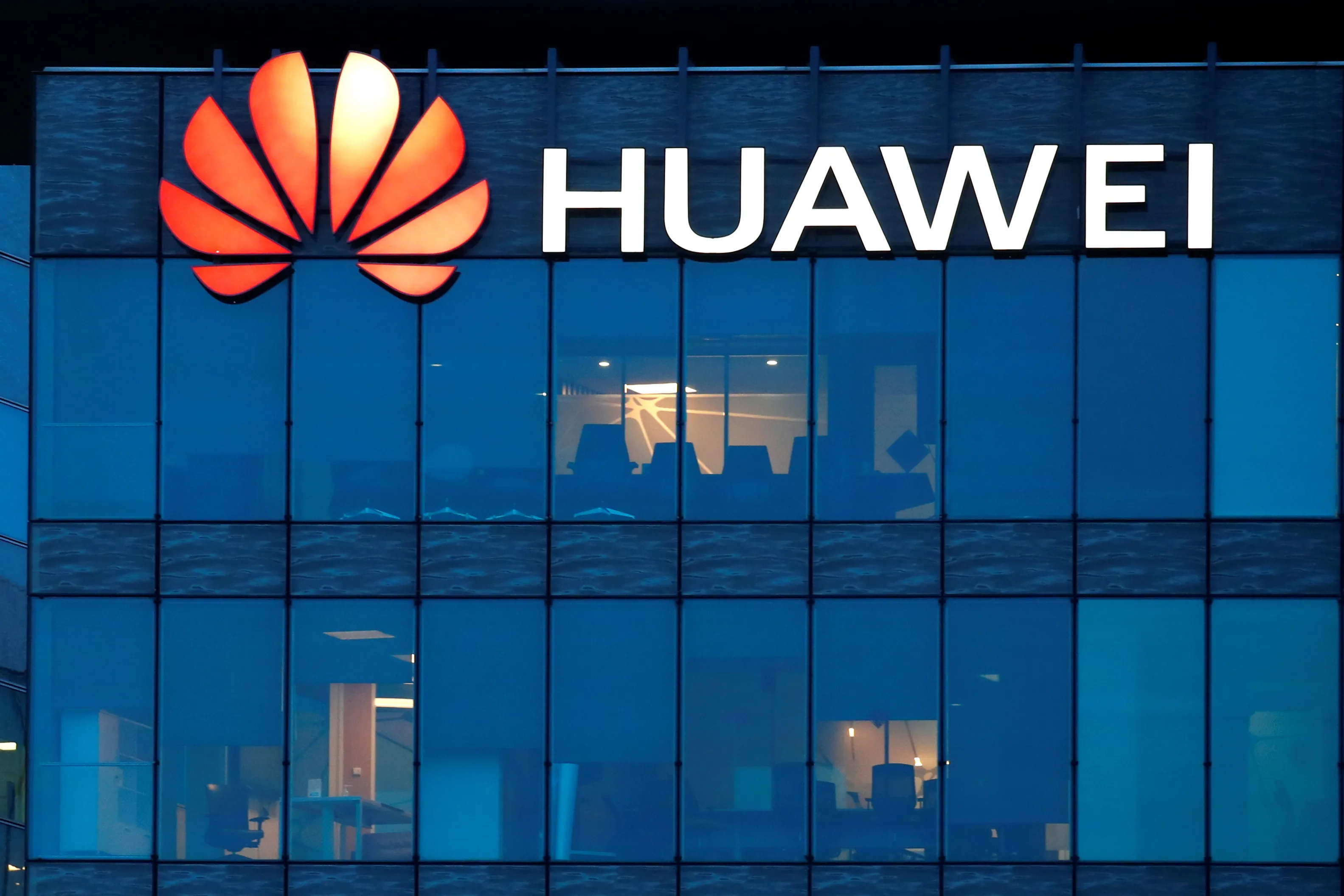 Huawei no banco dos réus em NY: acusações incluem fraude e segredos comerciais
