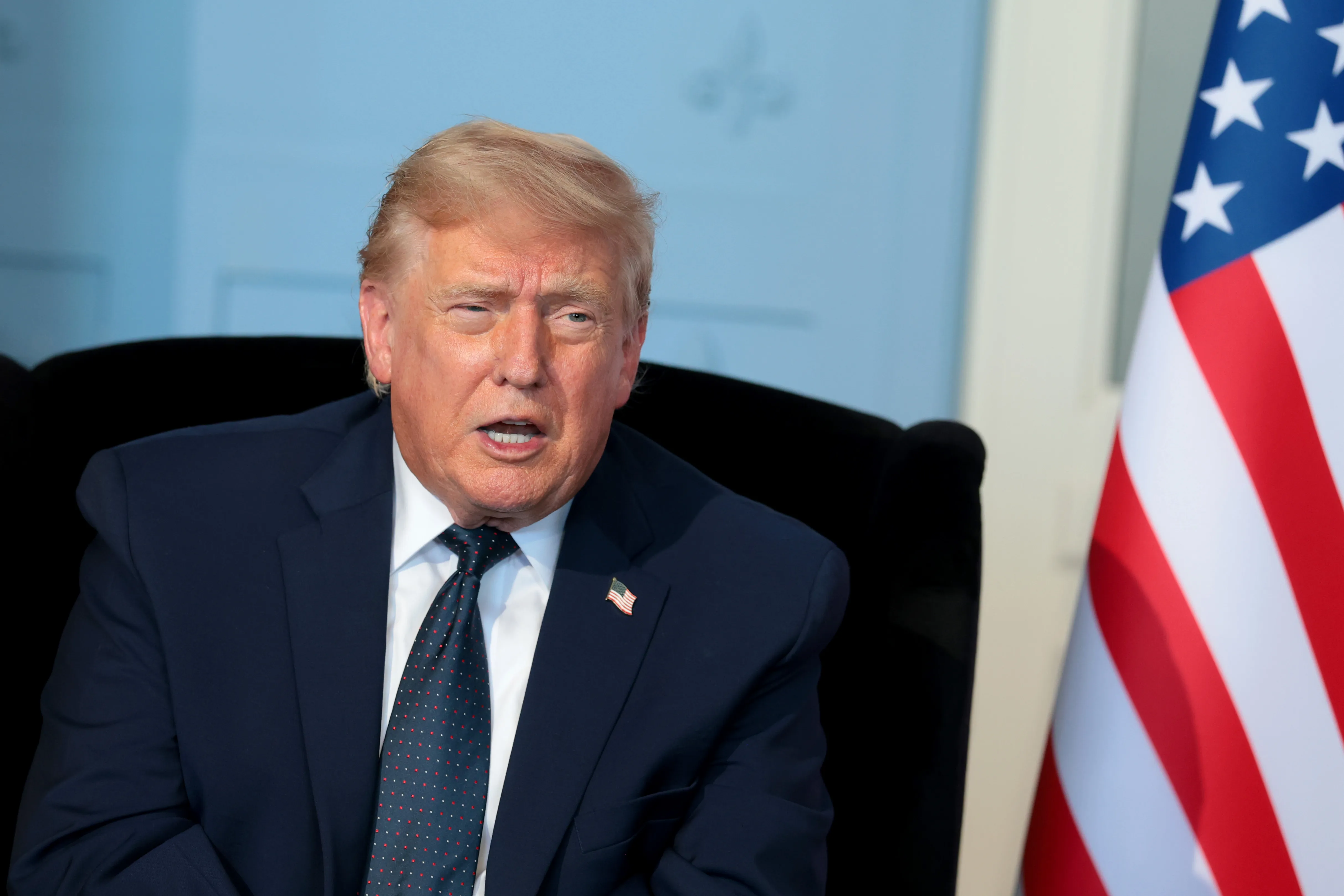 Trump ignora visões catastróficas sobre IA para proteger liderança dos EUA ante China