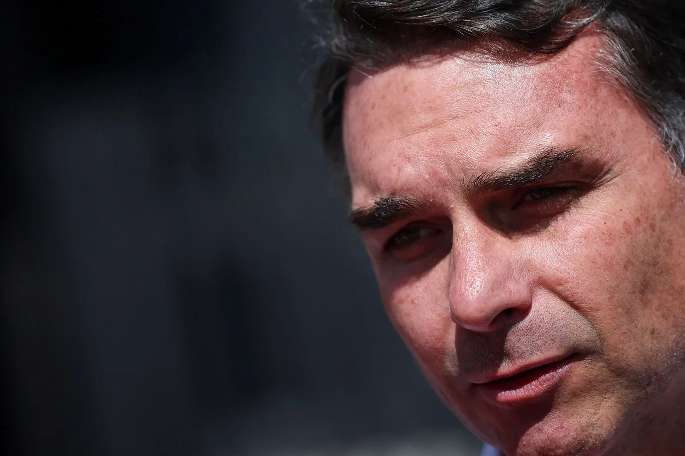 “Ninguém aguenta mais os ministros do Lula no STF melando o Brasil?