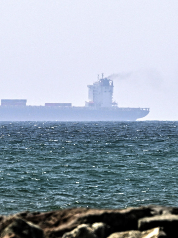 Autoridades iranianas reforçam que reabertura de Ormuz só ocorrerá caso EUA cumpram exigências