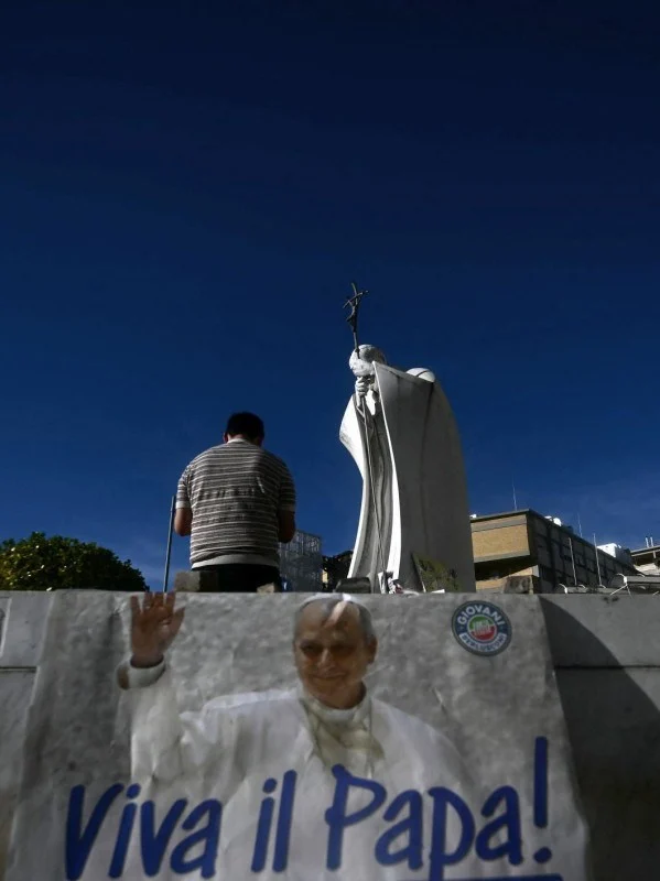 Médicos do papa Leão XIV dizem que radiografia mostra 'boa recuperação' do pulmão