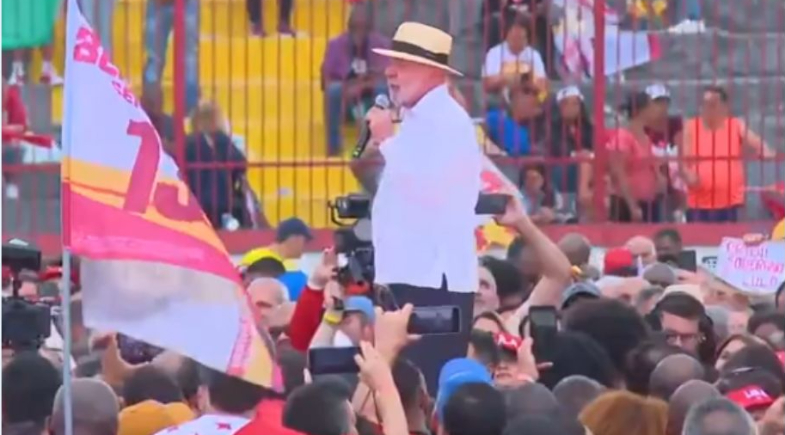 Lula promete retirar facções criminosas dos territórios do Rio