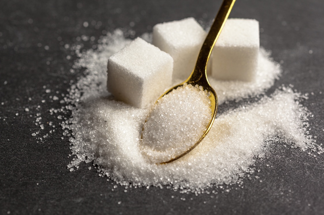 Cortar todo o açúcar da dieta pode prejudicar a saúde, indica novo estudo