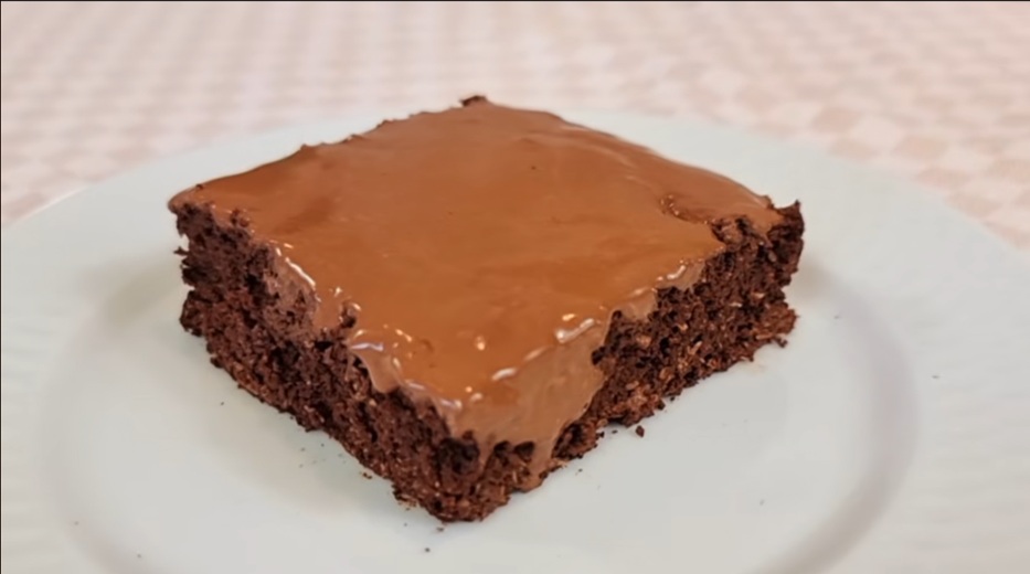 Bolo de chocolate low carb, sem farinha e sem leite ??
