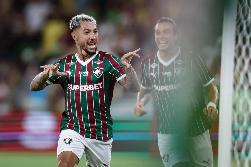 Renovado! Meia tem novo contrato com o Fluminense registrado no BID