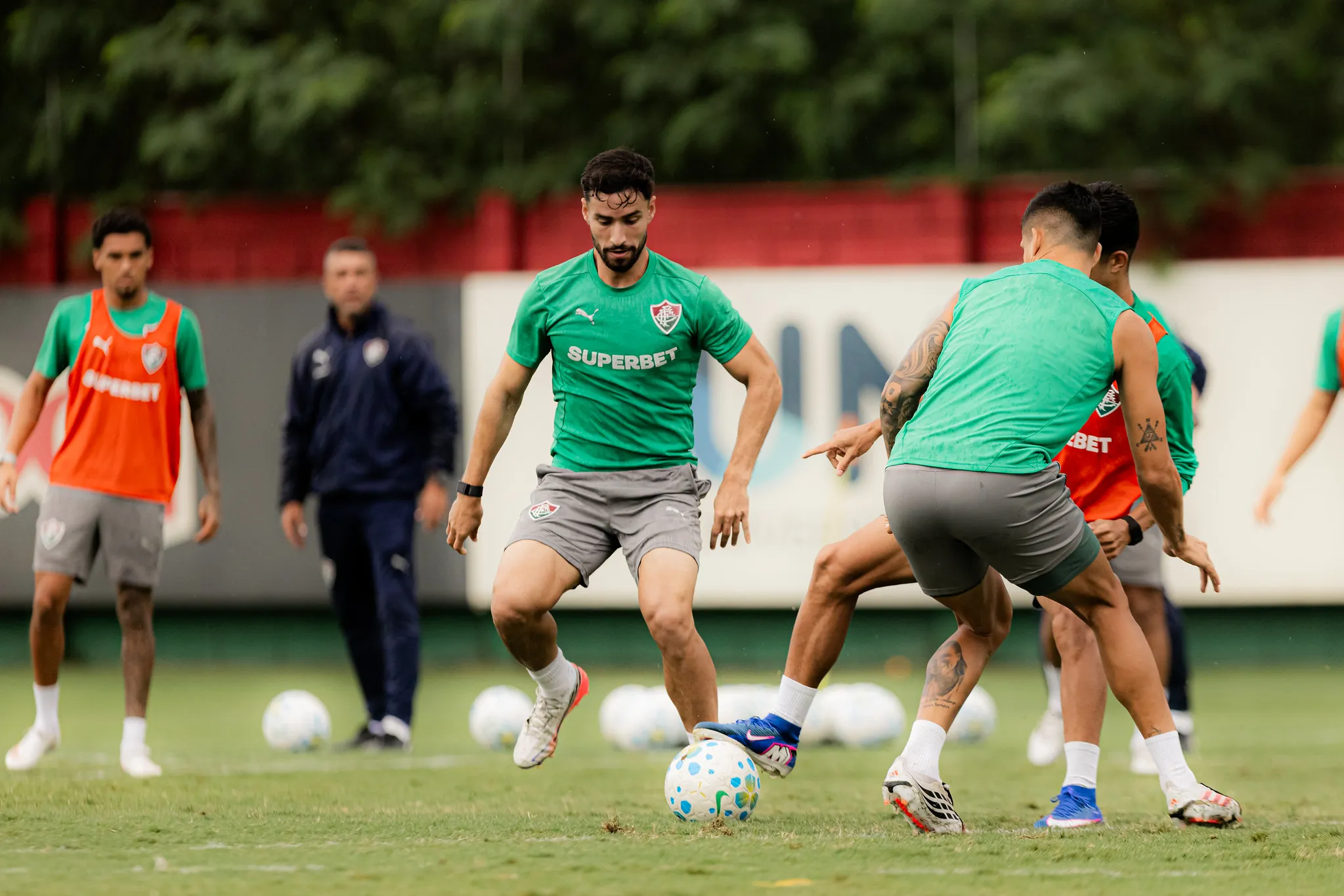 Fluminense completa mais um dia de treinos no CTCC; veja imagens